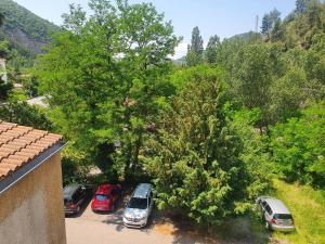 Charmant studio vue montagne