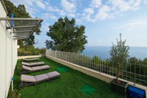 Villa Maranata-5 stars-pool-spa-gym-free parking-privacy 