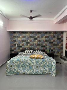 PARVATHY MURUGAN COTTAGE-2ND FLOOR for Pilgrims, family and Bachelors only