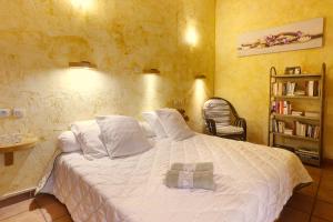 Maisons d'hotes Les Jardins de Valaurie : photos des chambres