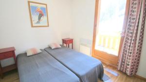 Résidence Parc Aux Etoiles - CH25PAE - CHALET TRIPLEX 3 CHAMBRES, TERRASSE ET BALCON MAE-2204