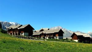 Chalets Residence Parc Aux Etoiles - CH25PAE - CHALET TRIPLEX 3 CHAMBRES, TERRASSE ET BALCON MAE-2204 : photos des chambres