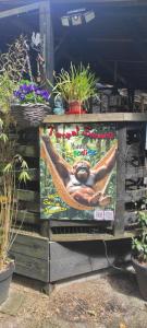 "Tempat Senang" chalet on the beautiful Veluwe with airco sauna bbq jacuzzi beamer and dog