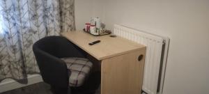 White House Ensuite double bedroom