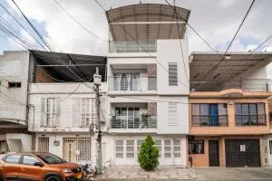 Apartamento con Estacionamiento - Villanueva