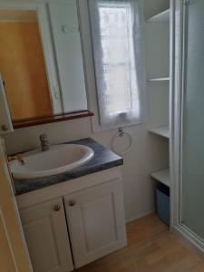 Campings Mobil-home dans camping municipal : photos des chambres
