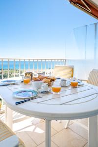 Appartements Spacieux appartement vue mer et montagne : photos des chambres