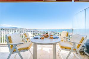 Appartements Spacieux appartement vue mer et montagne : photos des chambres