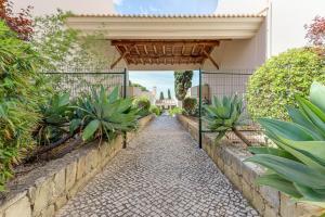 Apartment with 2 bedrooms, 2m to the beach