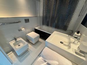 Black&White Angel Apartment