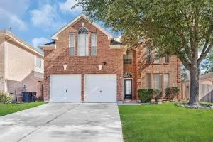 New 2800sq ft 5BR/2.5 Ba. Hwy6/Copperfield/katy - 亨博尔
