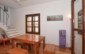 1 Bedroom Cozy Home In Marina Di Ragusa