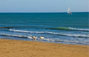 1 Bedroom Cozy Home In Marina Di Ragusa