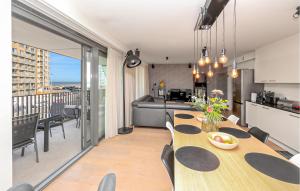 Stunning Apartment In Oostende