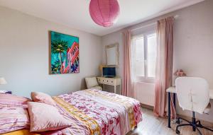 Maisons de vacances Stunning Home In Saint-georges-de-didon With Kitchen : photos des chambres