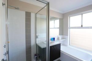 Nice and Neat House for your Journey - Renovated