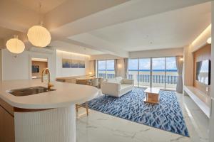 lazor sea resort