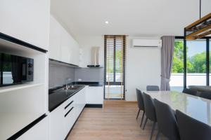 T&B พูลวิลล่า Pranburi