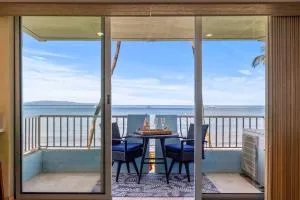 Nani Kai Hale 209- Remodeled prime oceanfront 1 bedroom Kihei gem - Kalaepohaku