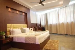 Moon Line - Devikolam