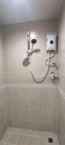 1 Bedroom Furnished Condo Park Lane 812