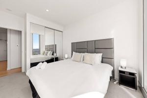 Serain Residences on 263 Normanby Road