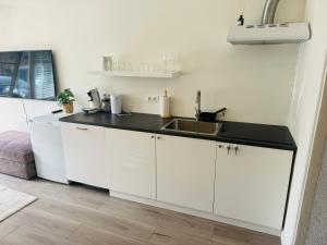 Hello Noordwijk - Zomerhuis Quarles van Uffordstraat