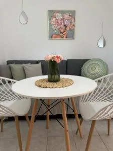 So Simple Guest House,Mouresi - Mouresi