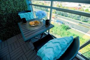 Ethans Crib at Azure North