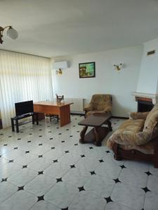 Lazur SeaView Apartment