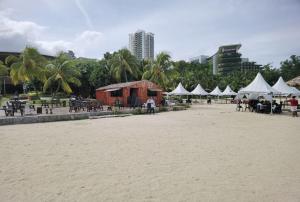 Carnelian Tower Hotel at ForestCity 4118 with WIFI