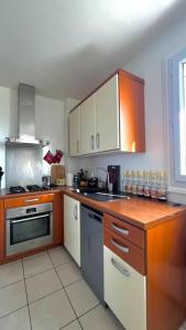 Superbe Appartement 2 chambres avec vue sur la mer et la montagne