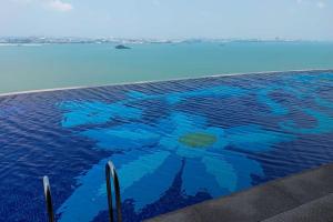 Carnelian Tower Hotel at ForestCity 4126 with WIFI