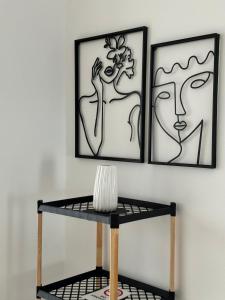 Cozy Athena Apartment