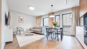 Flatbook - City Center Apartments Bank Polski I