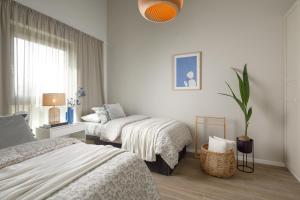 "CASA BELLA VITA" with large SPA and counter-current swimming near the beach!