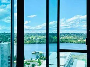 Sensational waterview 2Bed2baths Apt -WiFi Parking - Rydalmere