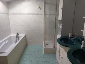 Appartements Appartement a 2 pas du centre ville 6 personnes : photos des chambres