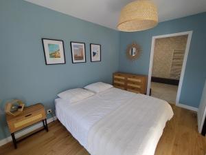 Appartements Evasion en bord de mer - 350m plage - Garage prive : photos des chambres