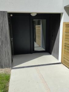 Appartements Evasion en bord de mer - 350m plage - Garage prive : photos des chambres