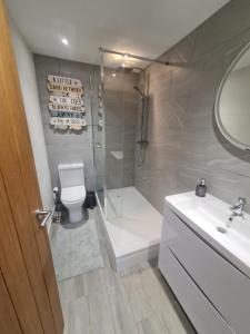 Nice cottage in the countryside