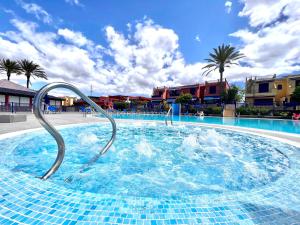 Beach and Golf Holiday Home with private jacuzzi