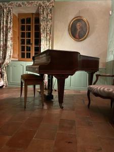 Villas Castle in the beautiful French countryside with all modern comfort : photos des chambres