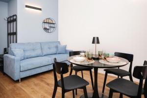 Central Charm Apartment