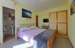 Stunning Apartment In Medulin With Wifi