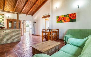 Stunning Home In Conil De La Frontera