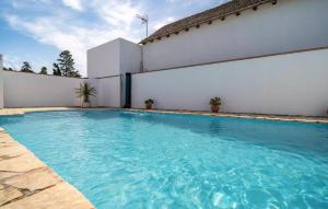 Stunning Home In Conil De La Frontera