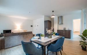 Cozy Apartment In Siena With Kitchen