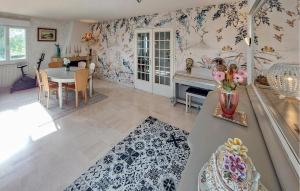 Appartements Gorgeous Apartment In Concarneau : photos des chambres