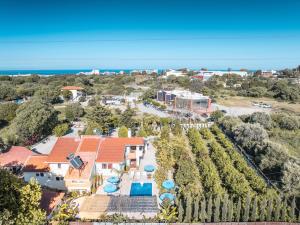 Artzy Villa